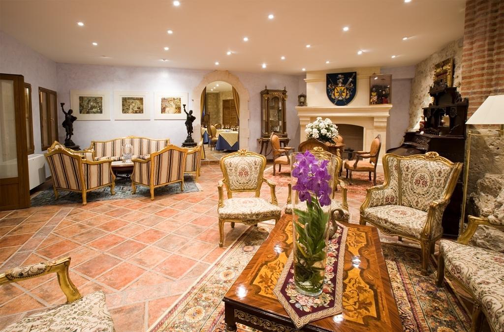 Residencia Real Del Castillo De Curiel Curiel de Duero Ngoại thất bức ảnh