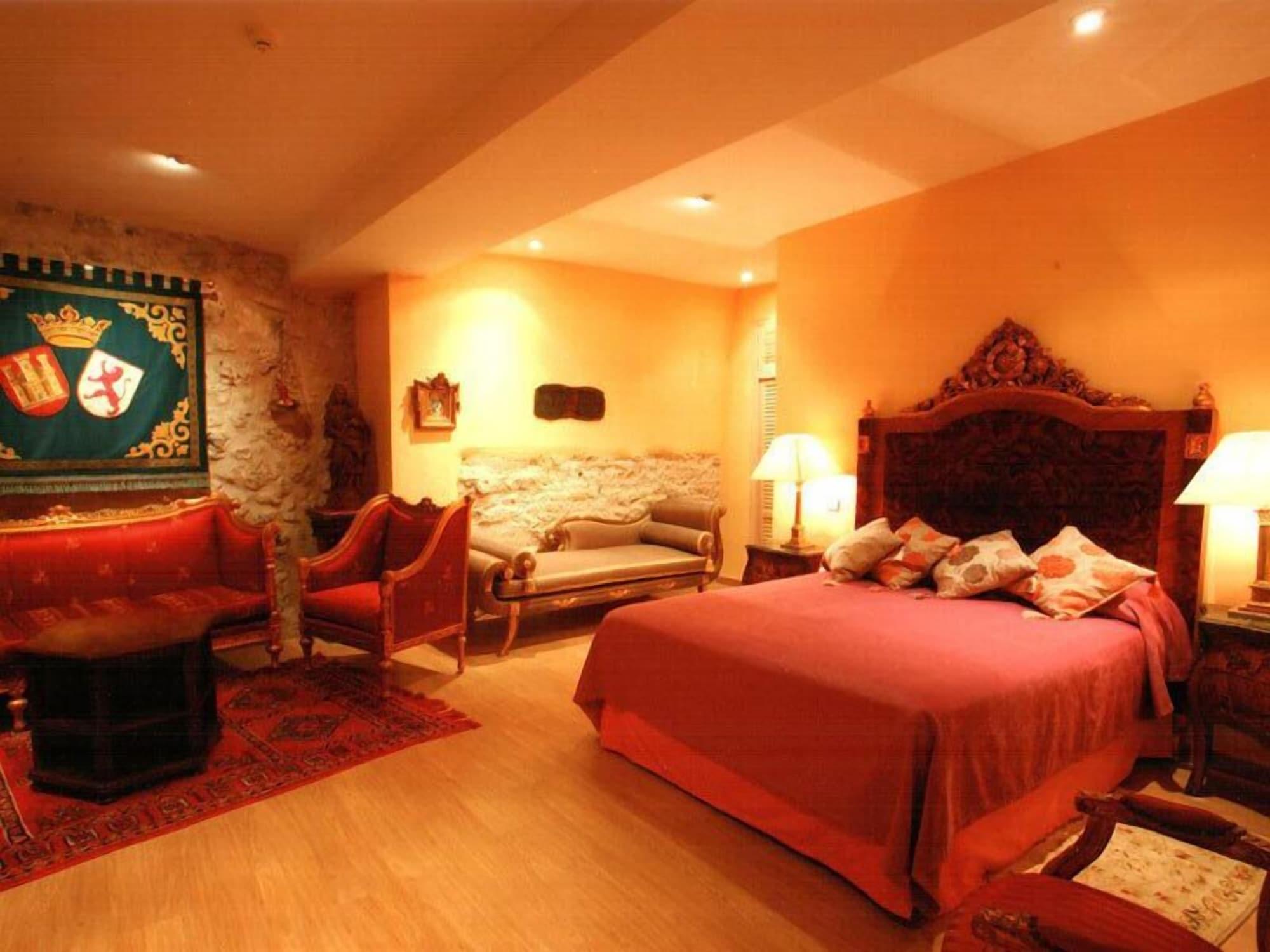 Residencia Real Del Castillo De Curiel Curiel de Duero Ngoại thất bức ảnh