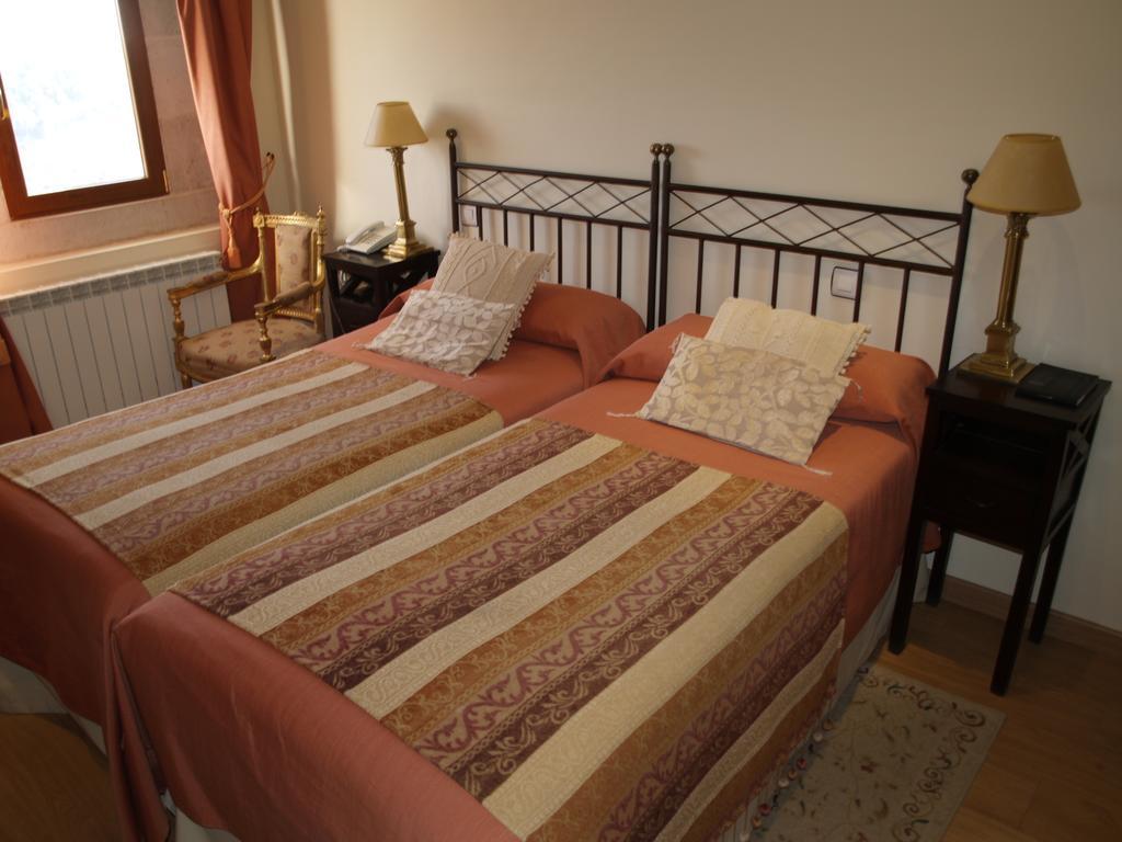 Residencia Real Del Castillo De Curiel Curiel de Duero Ngoại thất bức ảnh
