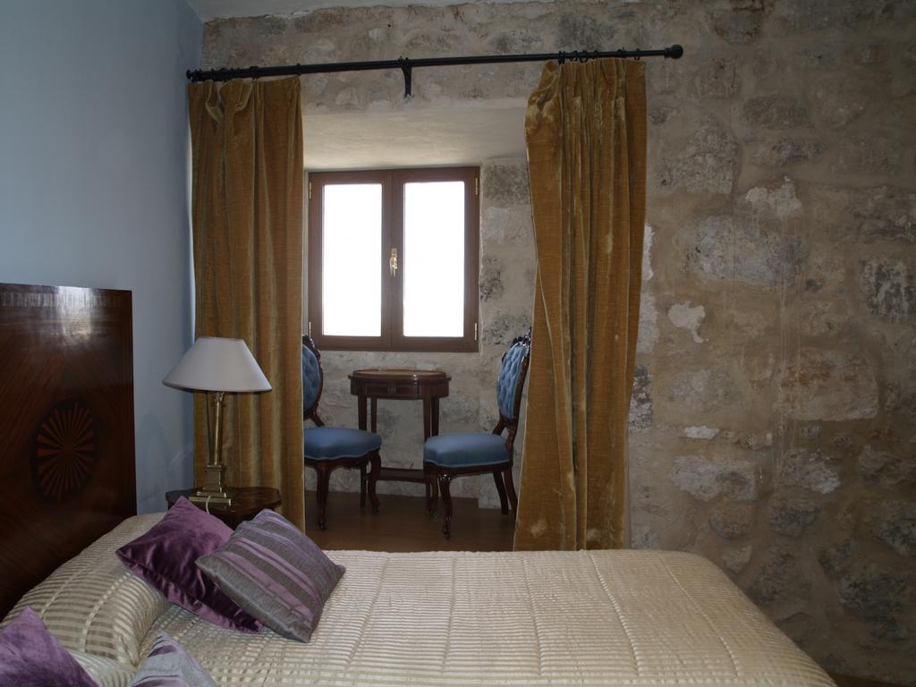 Residencia Real Del Castillo De Curiel Curiel de Duero Ngoại thất bức ảnh